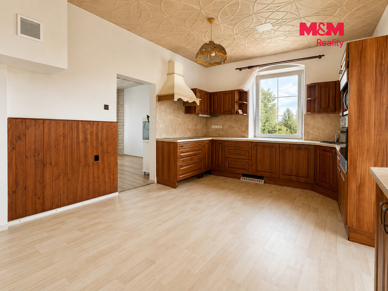 Prodej domu 216 m² s pozemkem 1 900 m² – fotografie 3