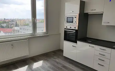 Pronájem bytu 1+1 35 m²
