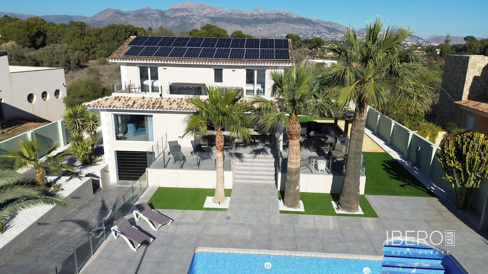 Prodej domu 350 m² s pozemkem 1 250 m²