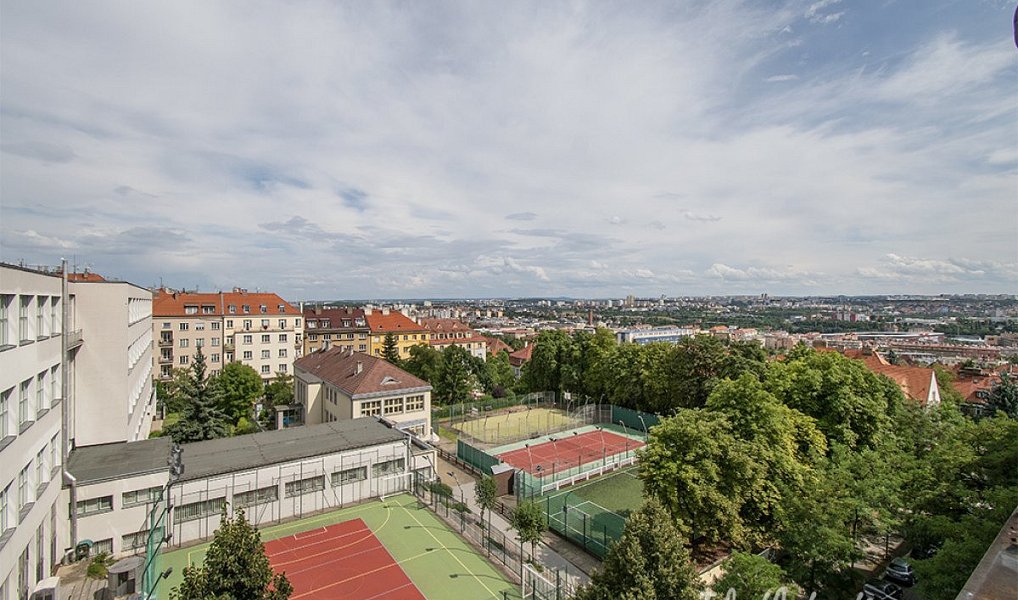 Pronájem bytu 2+kk 47 m², Praha – náhled fotky 16