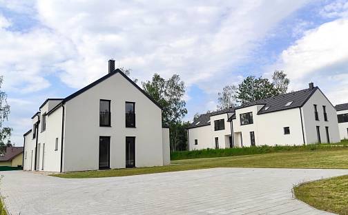 Na Pokraji - Štiřín, Souběžná, Kamenice