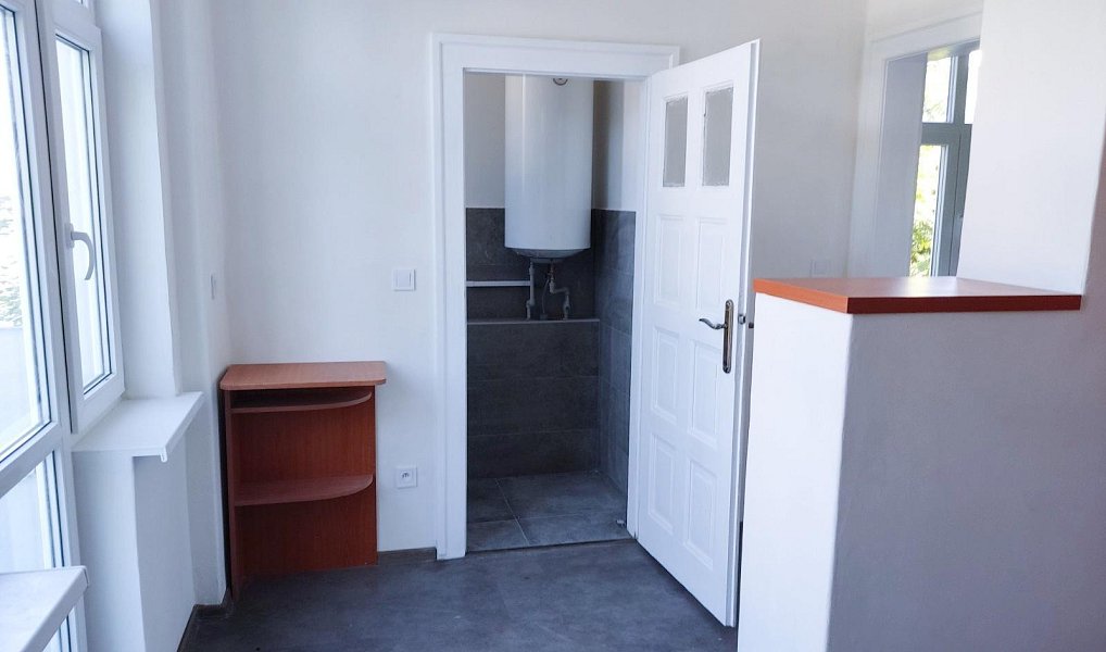 Prodej domu 472 m² s pozemkem 697 m², Teplice – náhled fotky 10