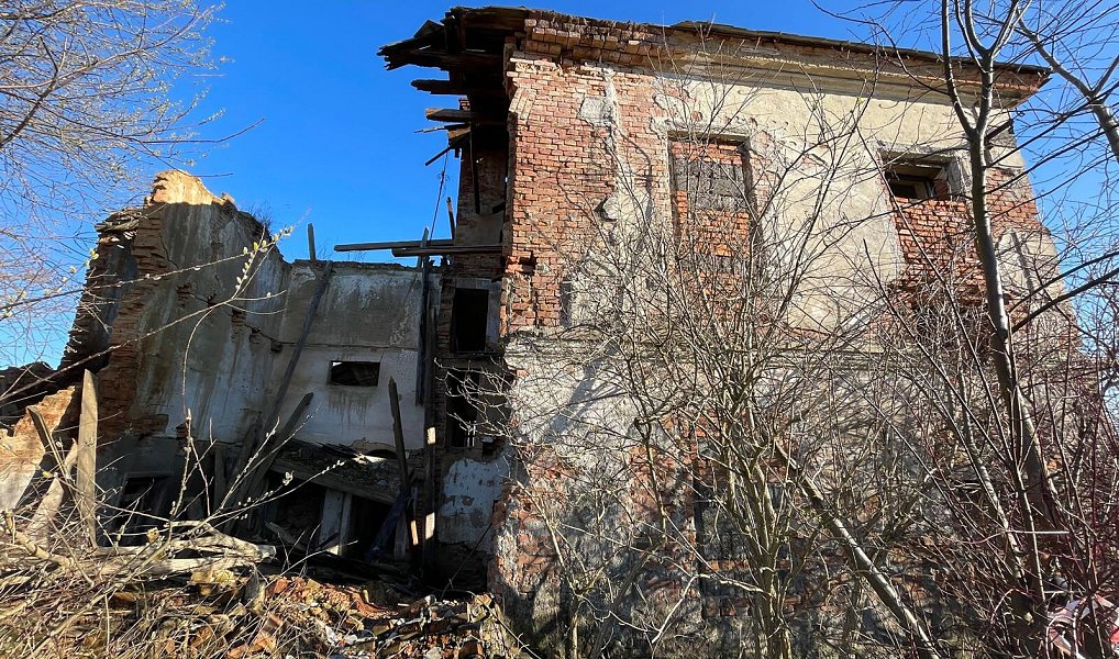 Prodej komerčního objektu (jiného typu) 2 764 m², Vražné – náhled fotky 11