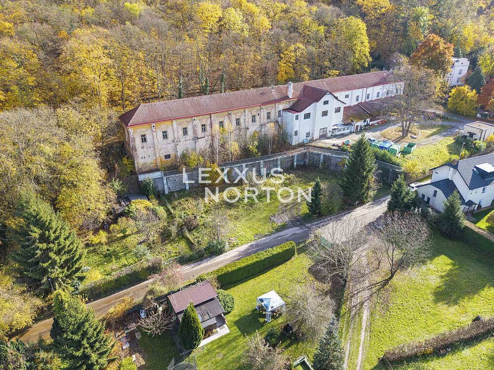 Prodej stavebního pozemku 598 m² — photo 4