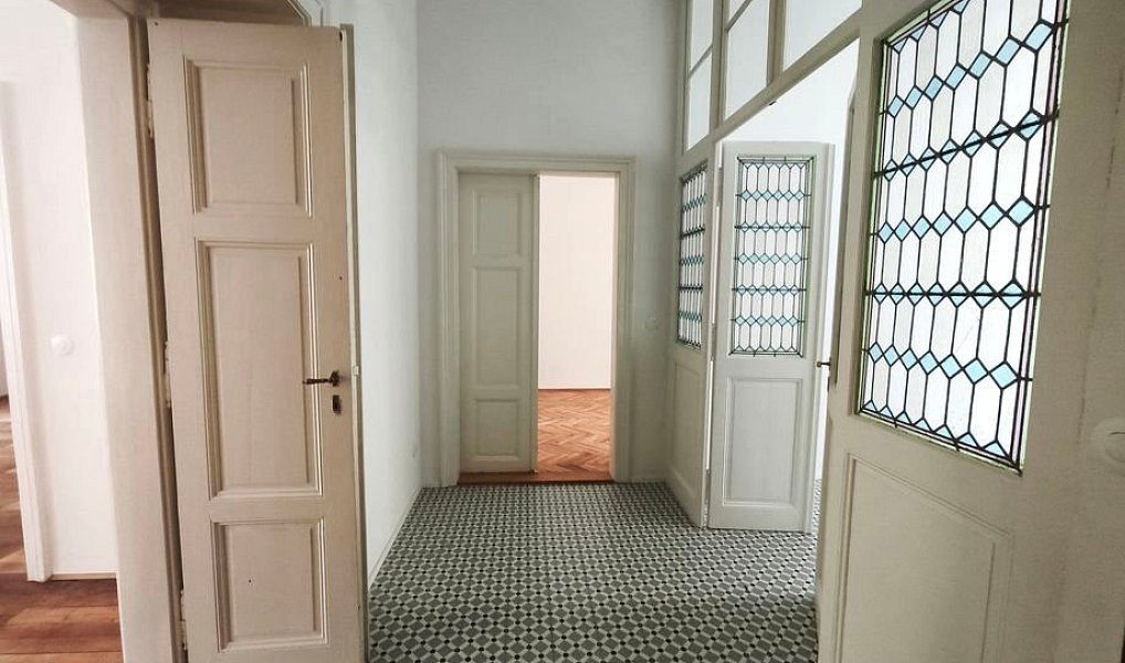 Pronájem bytu 3+1 105 m², Praha – náhled fotky 13