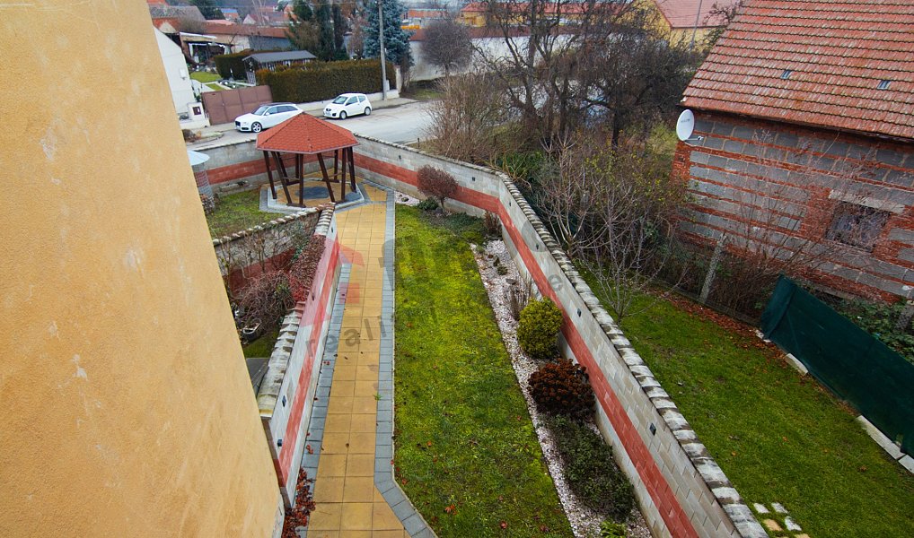 Prodej domu 149 m² s pozemkem 408 m², Býkev – náhled fotky 25