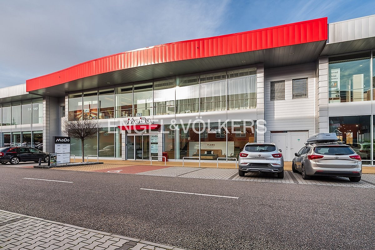Pronájem obchodních prostor 171 m²