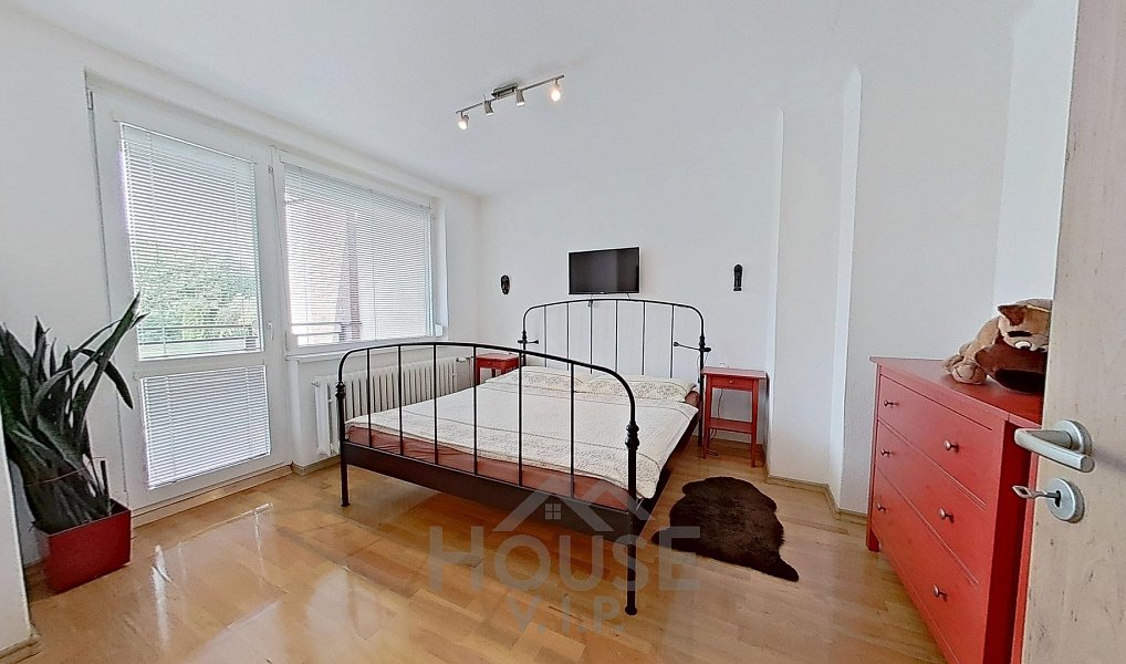 Prodej domu 280 m² s pozemkem 466 m², Benešov – náhled fotky 9