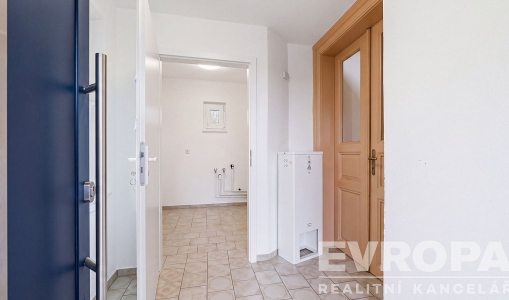 Pronájem kanceláře 150 m², Rokycany – náhled fotky 12