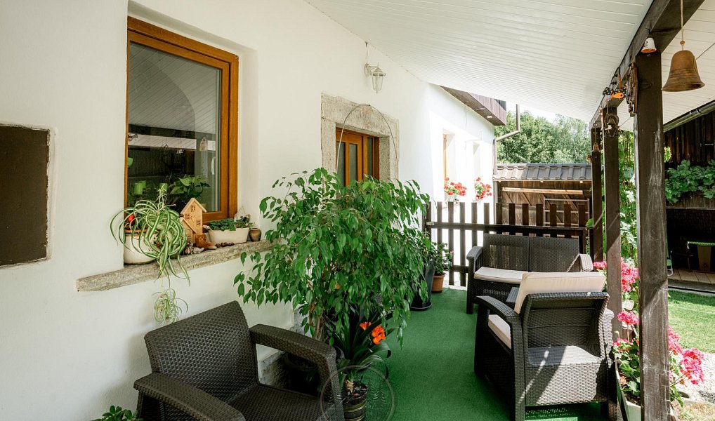 Prodej chaty/chalupy 300 m² s pozemkem 3 679 m², Luby – náhled fotky 9