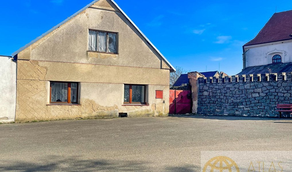 Prodej domu 220 m² s pozemkem 497 m², Chraštice – náhled fotky 2