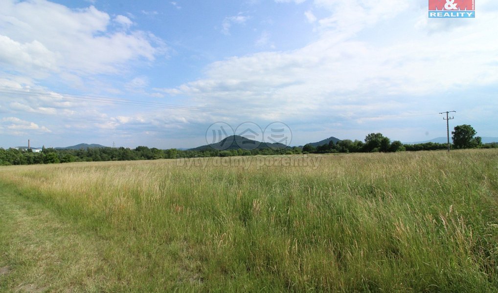 Prodej stavebního pozemku 1 241 m², Okrouhlá – náhled fotky 3