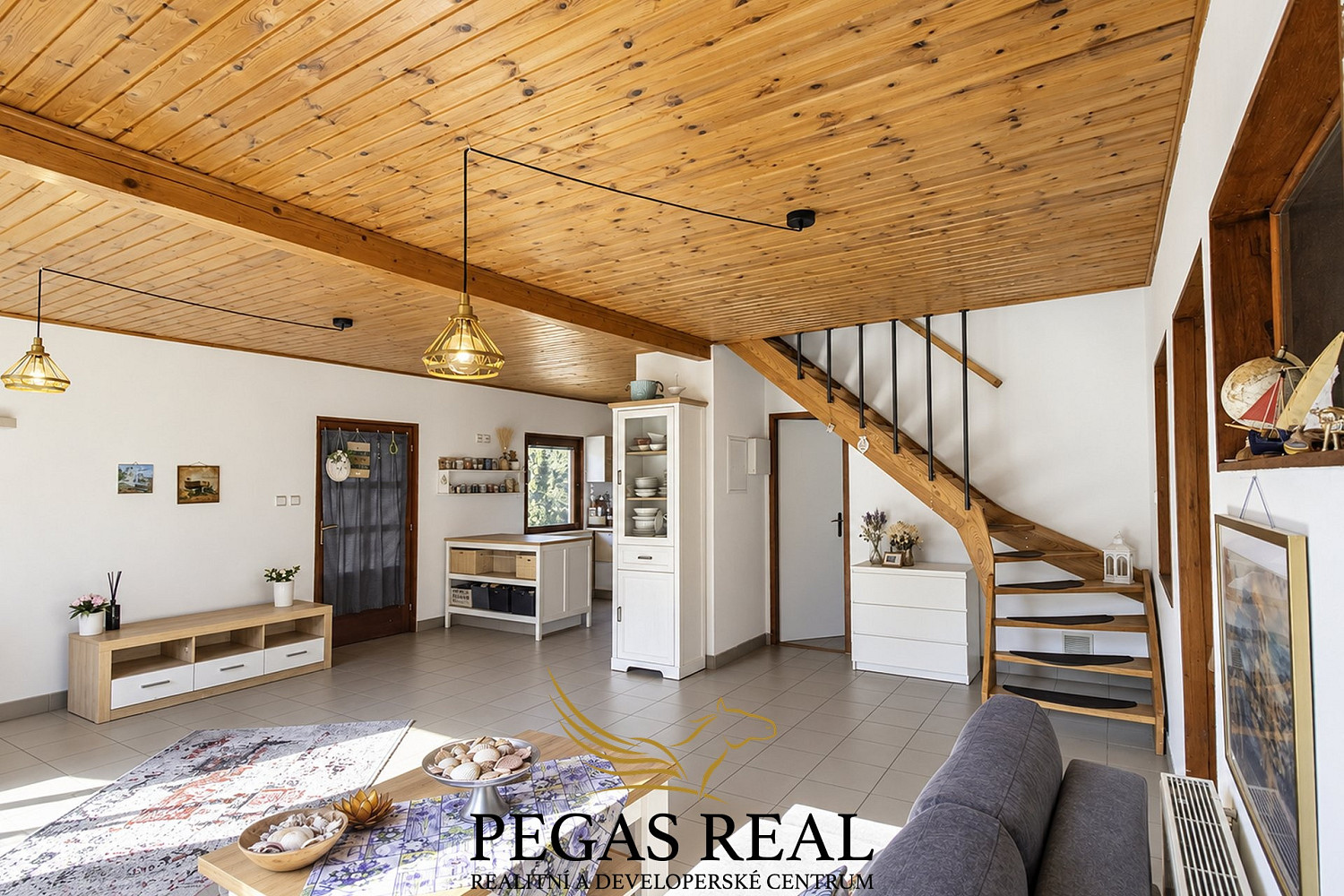 Prodej domu 117 m² s pozemkem 1 020 m² – fotografie 4