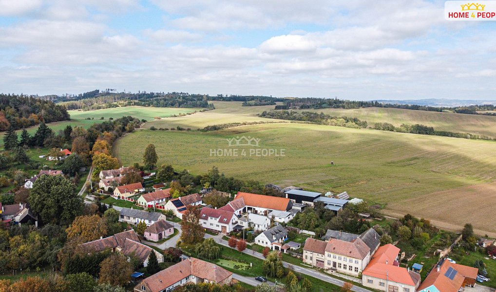 Prodej stavebního pozemku 3 468 m², Dešná – náhled fotky 3