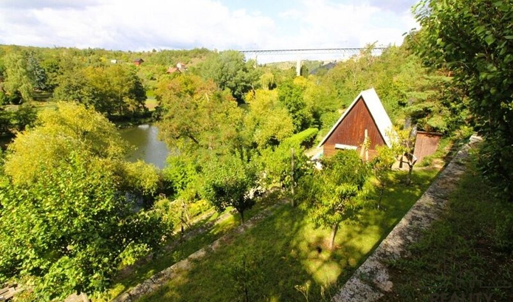 Prodej zahrady 1 116 m², Znojmo – náhled fotky 13
