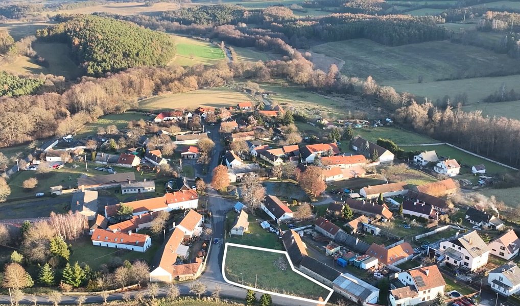 Prodej stavebního pozemku 1 000 m², Jablonná – náhled fotky 16