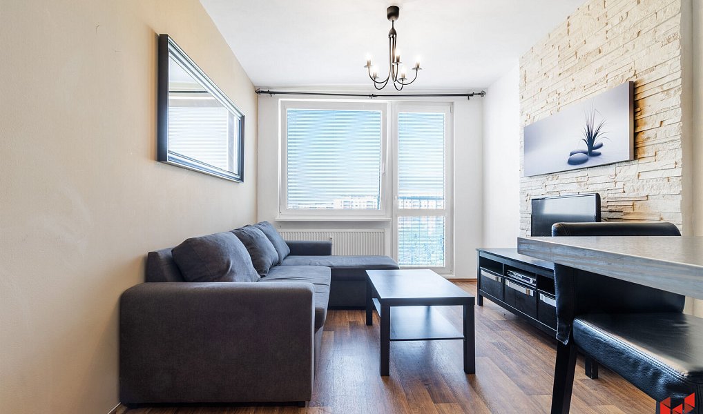 Pronájem bytu 2+kk 46 m², Praha – náhled fotky 3
