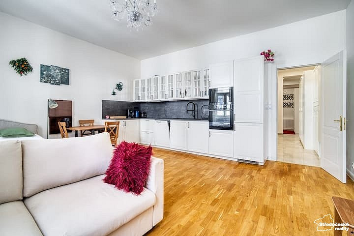 Prodej bytu 1+kk 51 m² – fotografie 4
