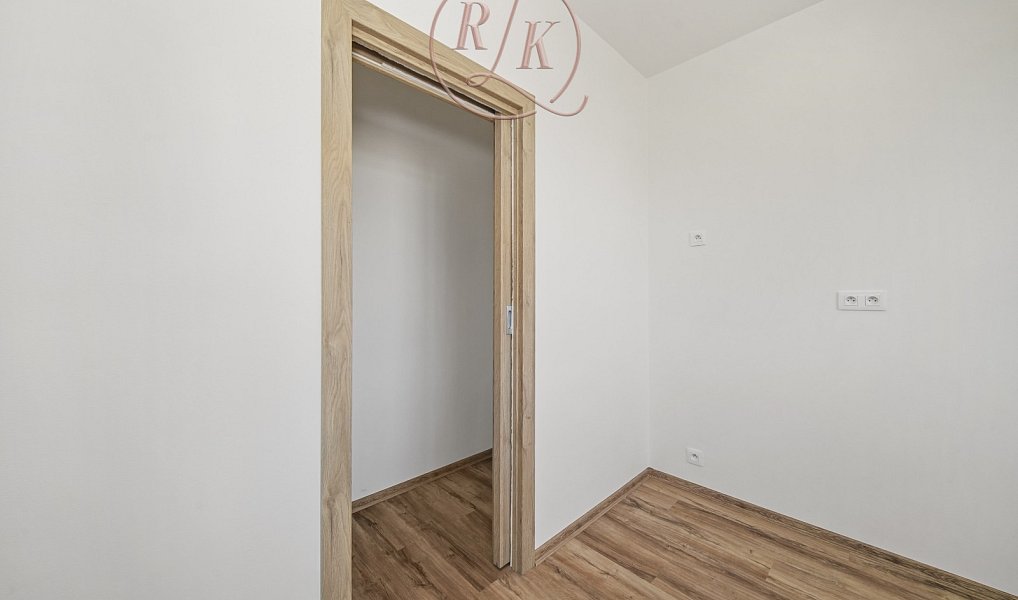 Prodej domu 170 m² s pozemkem 1 000 m², Kupařovice – náhled fotky 21