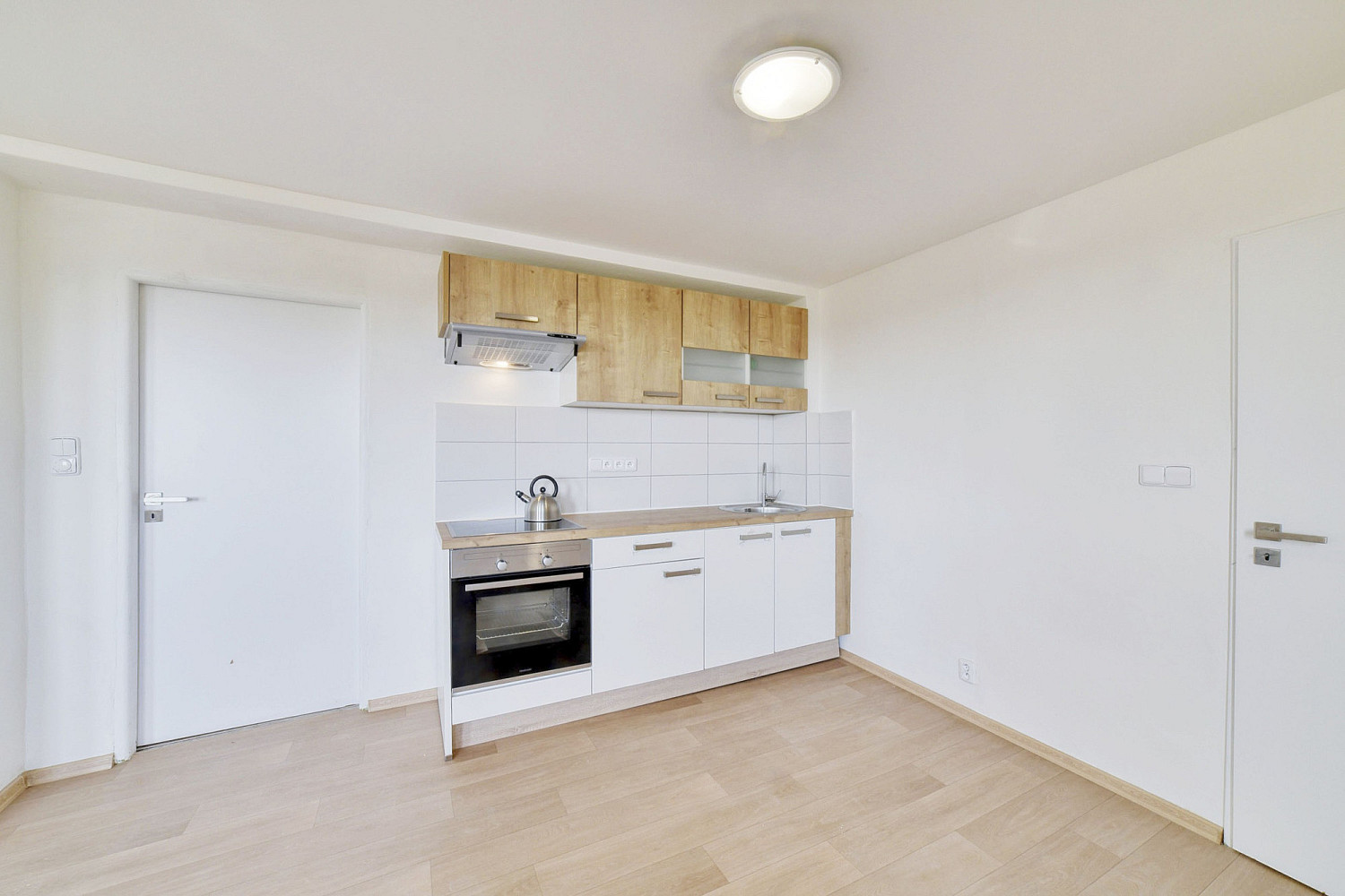Pronájem bytu 2+kk 60 m² – fotografie 4