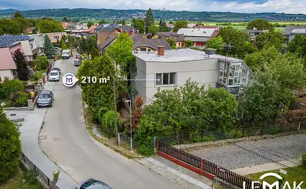 Prodej domu 210 m² s pozemkem 905 m², Olomouc - Týneček