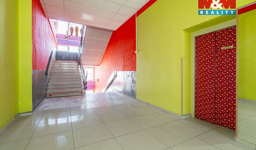 Prodej obchodních prostor 1 200 m², Žďár nad Sázavou – náhled fotky 16