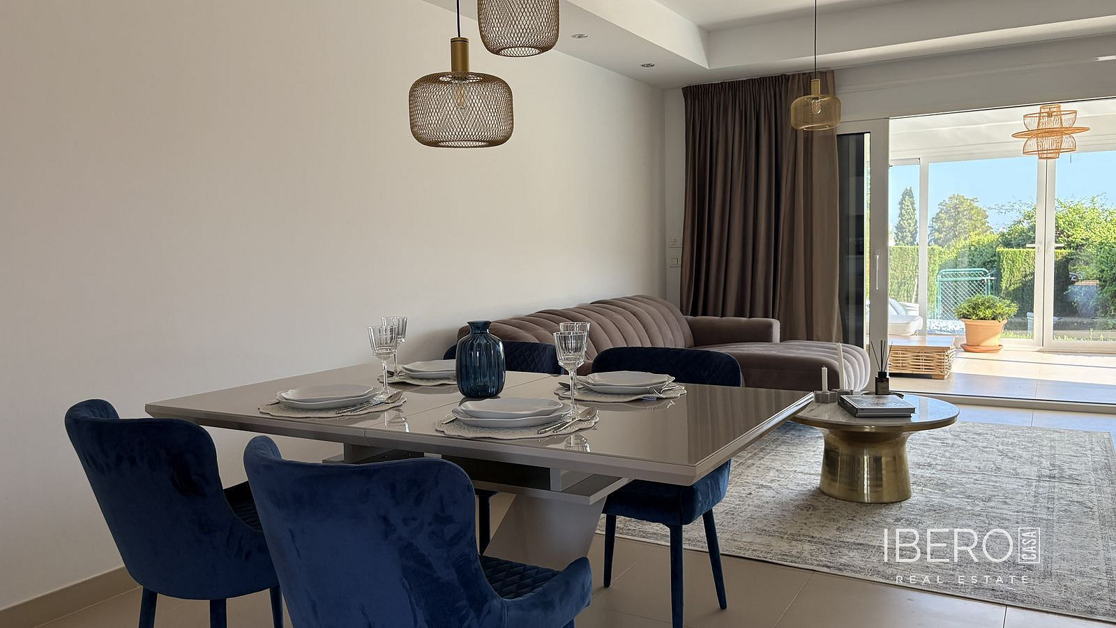 Prodej domu 283 m² s pozemkem 183 m²