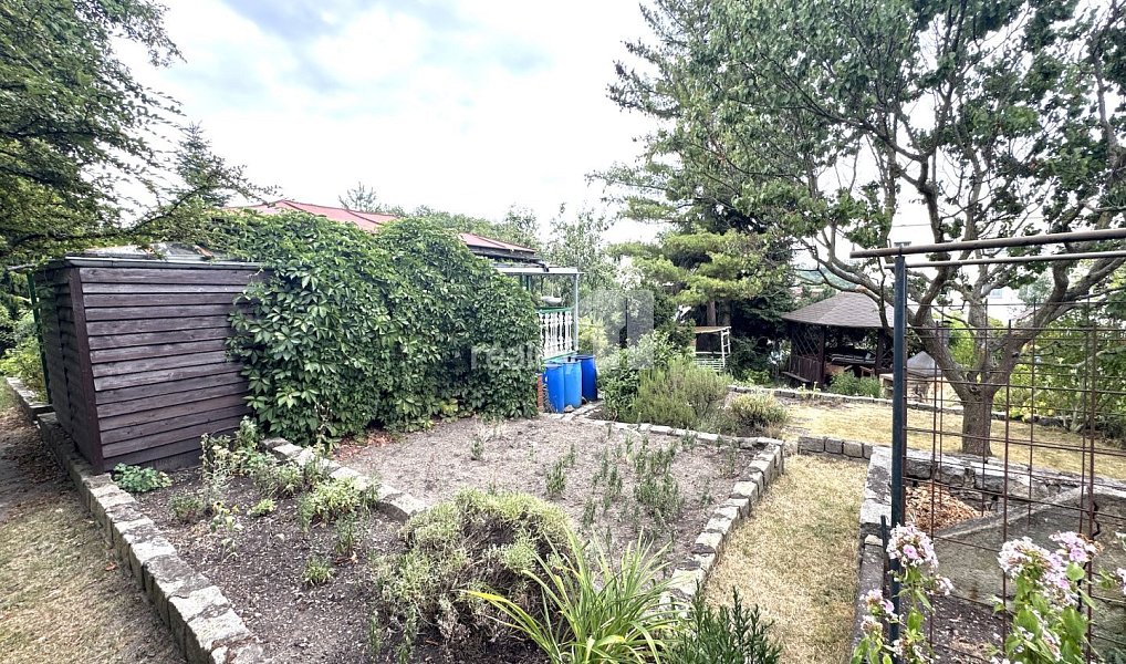 Prodej zahrady 407 m², Praha – náhled fotky 15