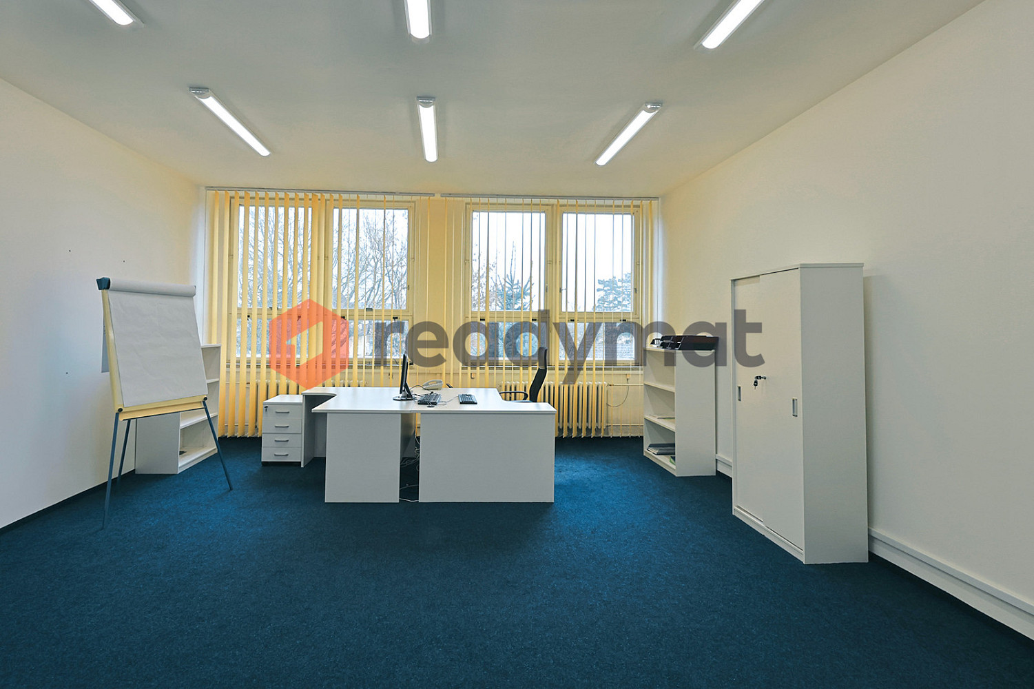 Pronájem kanceláře 36 m² — photo 2