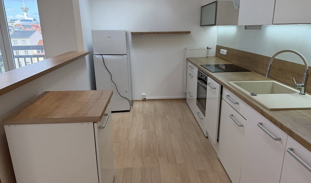 Prodej bytu 4+kk 95 m², Pardubice – náhled fotky 8