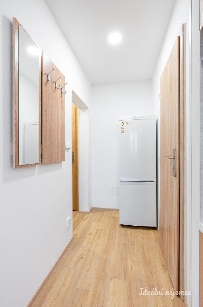 Pronájem bytu 1+kk 22 m² – pohled 5