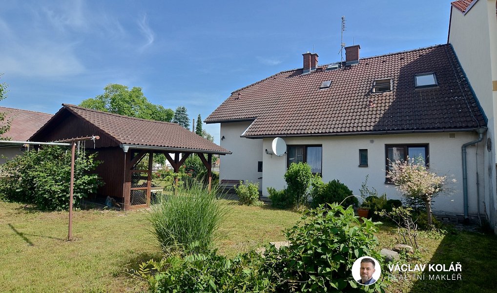 Prodej domu 196 m² s pozemkem 805 m², Stěžery – náhled fotky 4