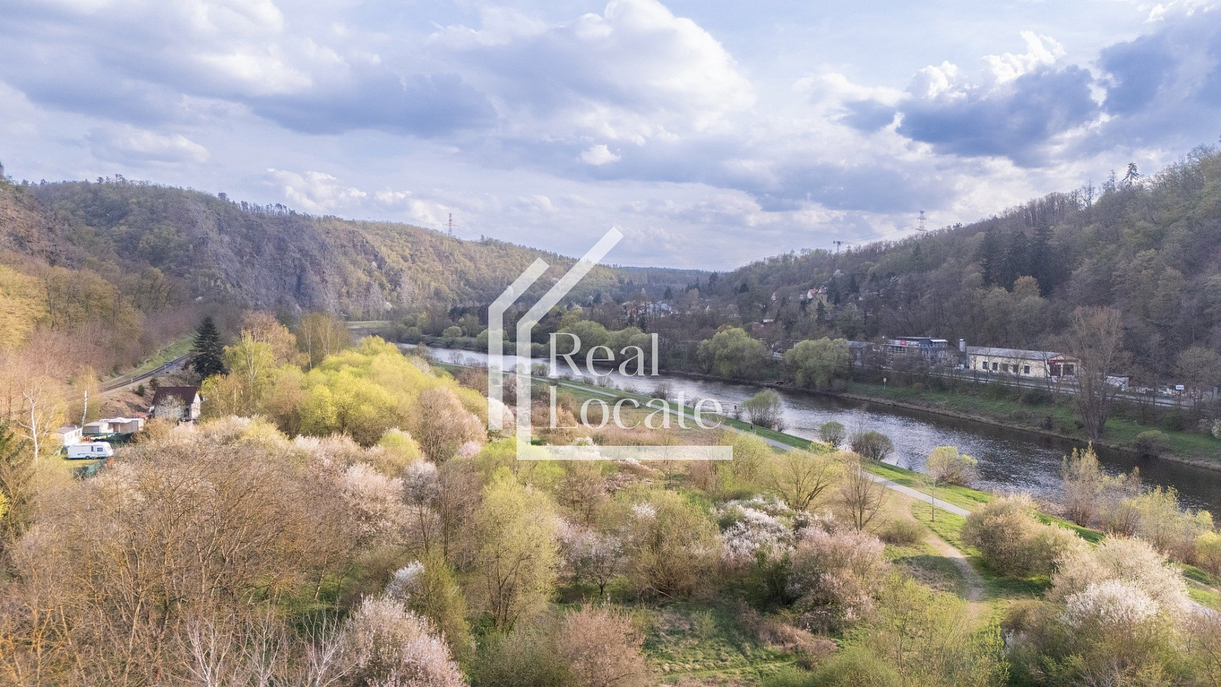 Prodej pozemku 5 450 m² – fotografie 2