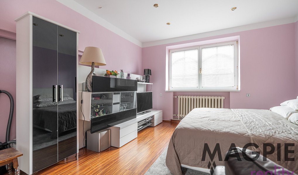Prodej domu 243 m² s pozemkem 539 m², Praha – náhled fotky 13