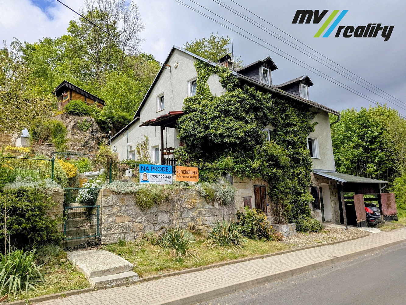 Prodej domu 145 m² s pozemkem 2 342 m²