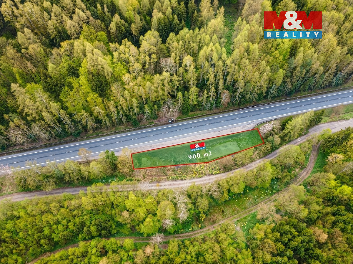 Prodej komerčního pozemku 900 m² – pohled 2