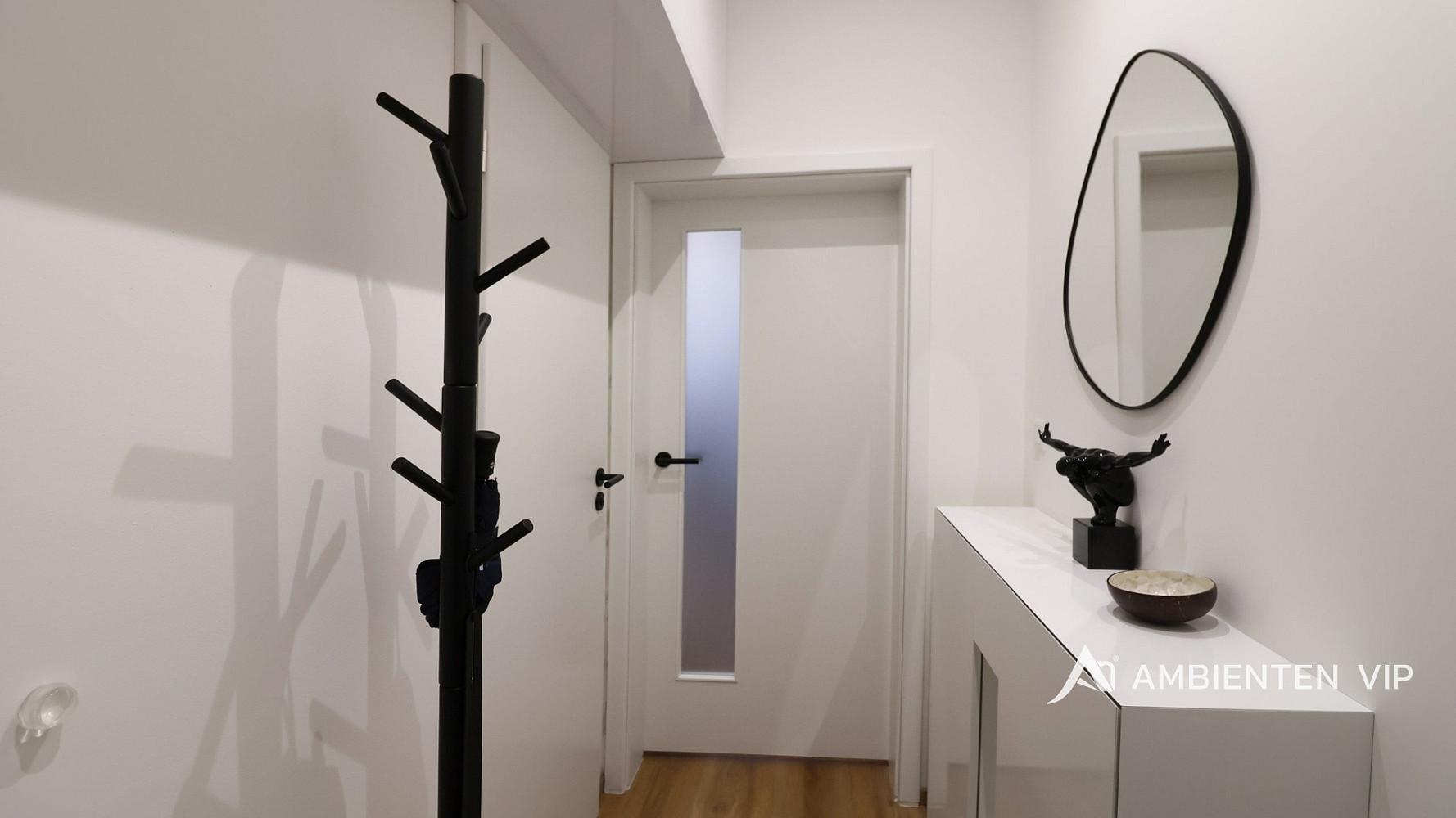 Pronájem bytu 1+kk 28 m² – další