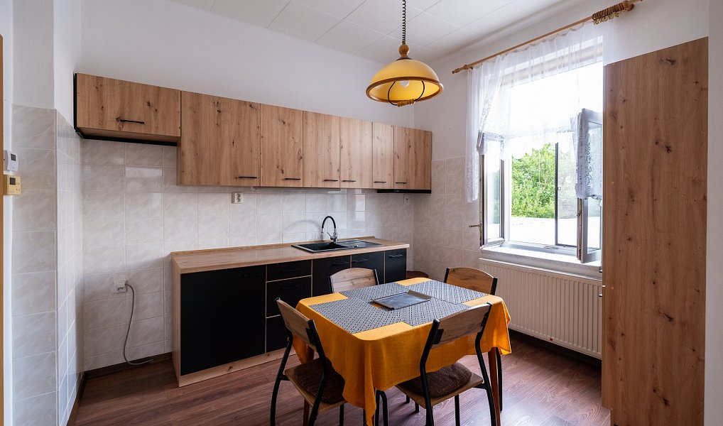 Prodej domu 150 m² s pozemkem 311 m², Ivančice – náhled fotky 4