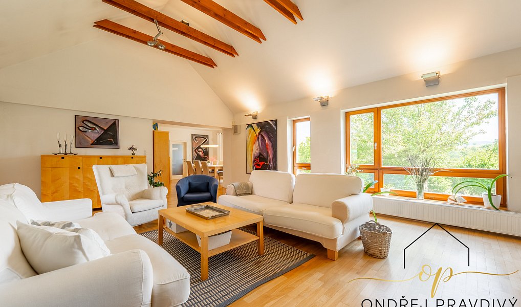 Prodej domu 237 m² s pozemkem 1 360 m², Liteň – náhled fotky 9