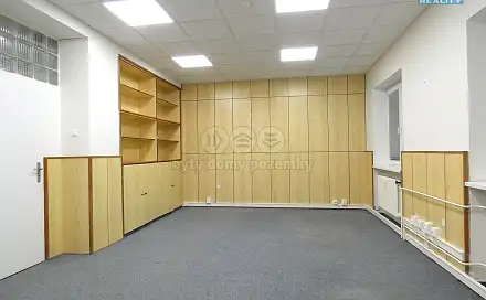 Pronájem kanceláře 138 m², Červeného kříže, Ostrava - Moravská Ostrava