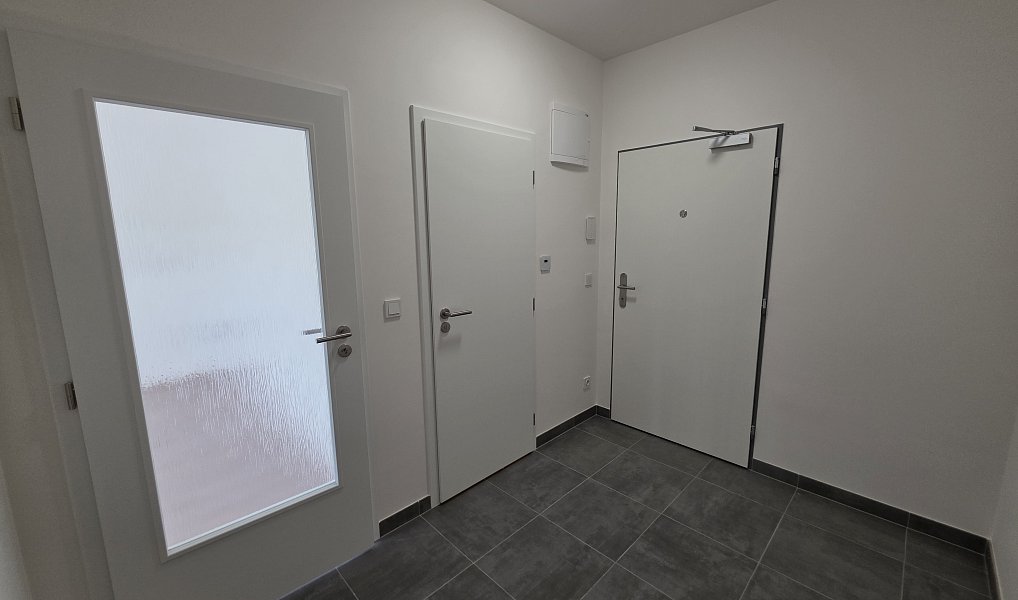 Prodej bytu 2+kk 32 m², Praha – náhled fotky 12
