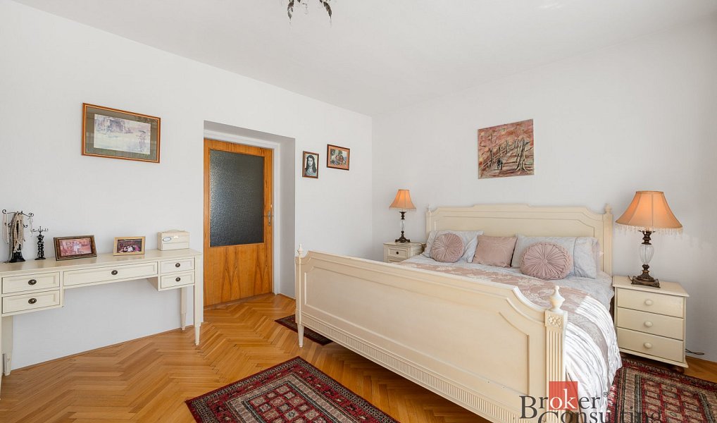 Prodej domu 220 m² s pozemkem 208 m², Klobouky u Brna – náhled fotky 10