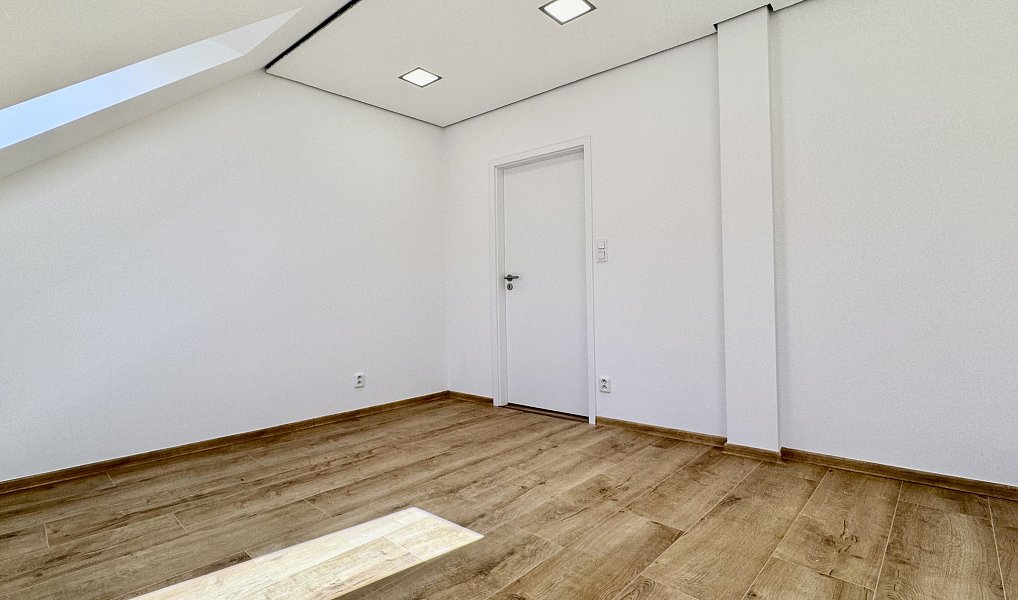 Pronájem bytu 2+kk 52 m², Znojmo – náhled fotky 8