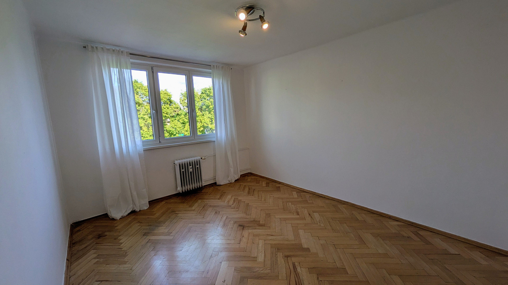 Pronájem bytu 2+1 53 m² – fotografie 2