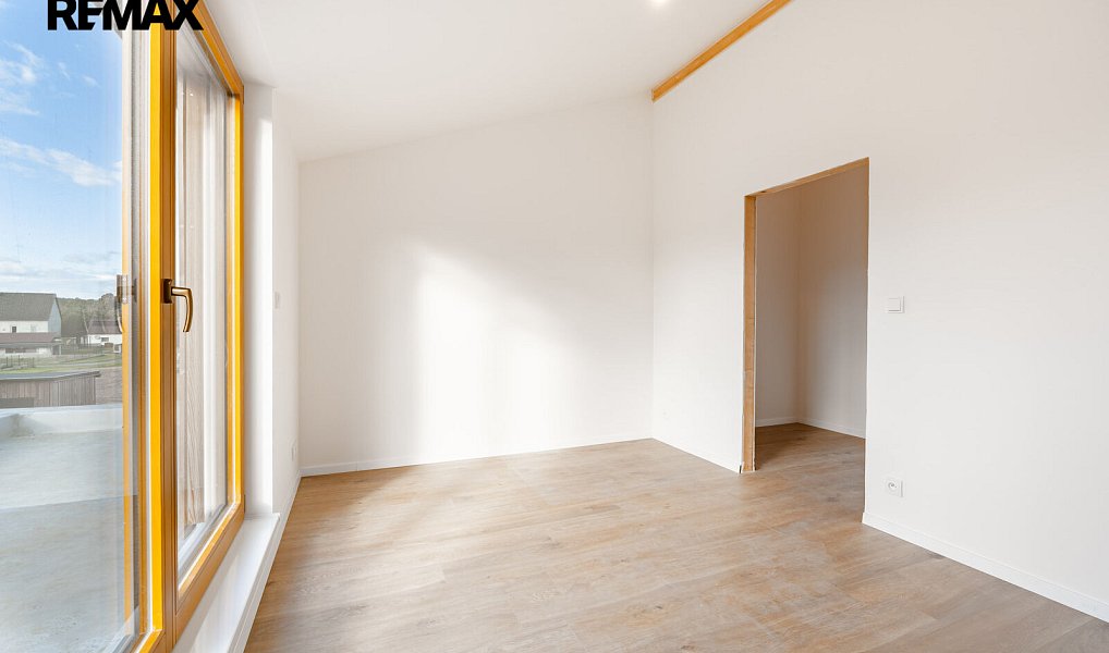 Prodej bytu 3+kk 68 m², Doksy – náhled fotky 16