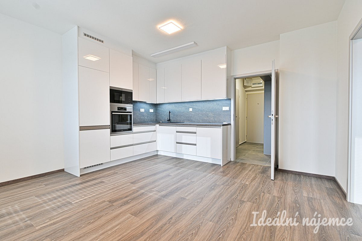 Pronájem bytu 2+kk 47 m²