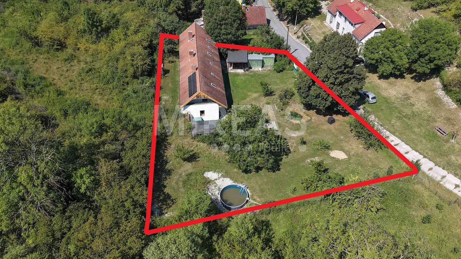 Prodej domu 103 m² s pozemkem 1 571 m² rezervováno