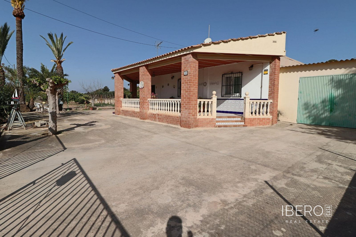 Prodej domu 200 m² s pozemkem 1 700 m²