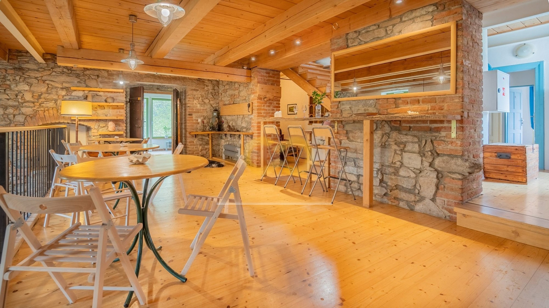 Prodej ubytování s restaurací, 590 m², pozemek 5 202 m² - – pohled 4