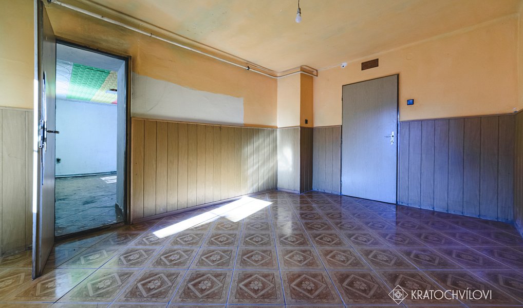 Prodej domu 104 m² s pozemkem 956 m², Strunkovice nad Blanicí – náhled fotky 11